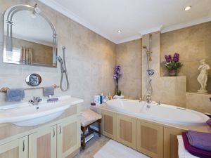 En Suite Bathroom- click for photo gallery